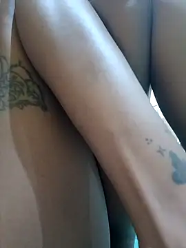 Snapshot of Indianqueen03 chatting on 1, 3, 2025 Indianqueen03 online show from 1, 3, 2025