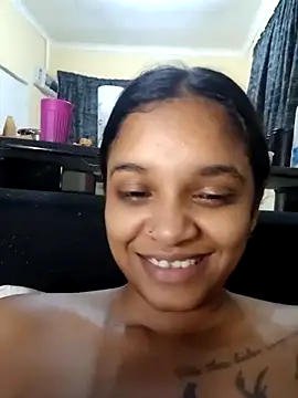 Snapshot of Indianqueen03 chatting on 28, 9, 2025 Indianqueen03 online show from 28, 9, 2025