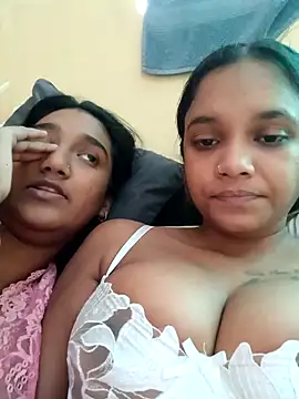 Snapshot of Indianqueen03 chatting on 3, 10, 2025 Indianqueen03 online show from 3, 10, 2025