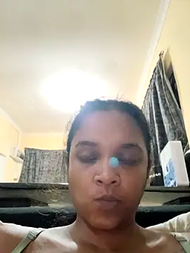 Snapshot of Indianqueen03 chatting on 6, 10, 2025 Indianqueen03 online show from 6, 10, 2025