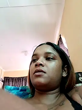 Snapshot of Indianqueen03 chatting on 26, 10, 2025 Indianqueen03 online show from 26, 10, 2025
