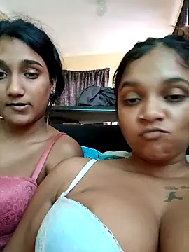 Snapshot of Indianqueen03 chatting on 2, 11, 2025 Indianqueen03 online show from 2, 11, 2025