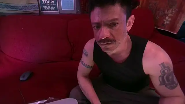 Snapshot of Tony_Torrente chatting on 18, 3, 2026 Tony Torrente online show from 18, 3, 2026