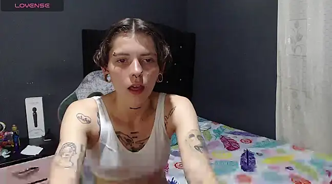 pretty cristal69 online show from 4, 12, 2024