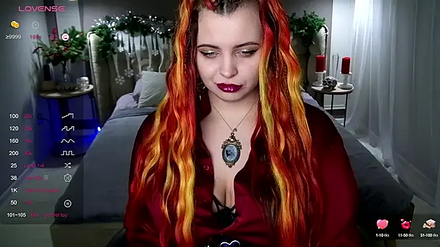 Miss Maya Mils online show from 6, 1, 2025