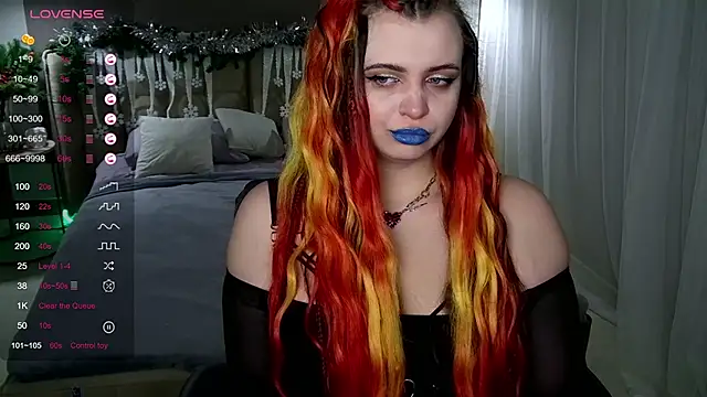 Miss Maya Mils online show from 8, 1, 2025