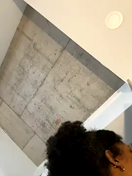 Your Paris online show from 14, 12, 2025