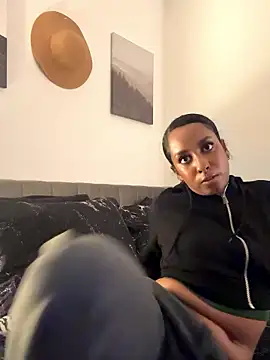 Your Paris online show from 12, 1, 2026