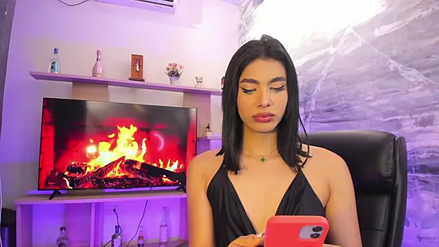 IsabelleFoxx  online show from 17, 12, 2024