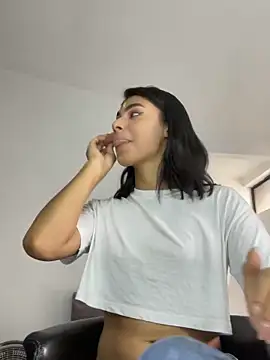 IsabelleFoxx  online show from 10, 3, 2025