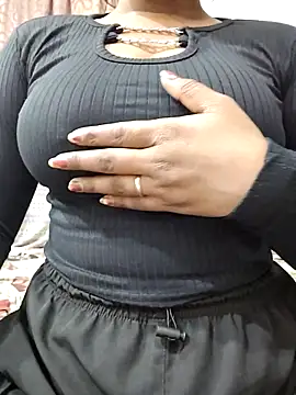 MohiniHott online show from 8, 2, 2026