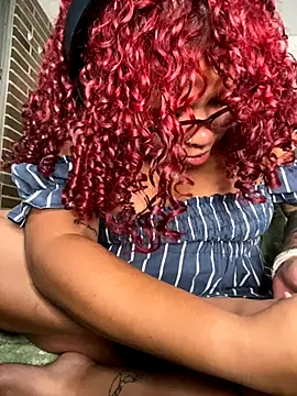 Snapshot of 6nalanie chatting on 9, 11, 2025 6nalanie online show from 9, 11, 2025