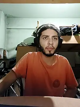 Snapshot of kleineid77 chatting on 29, 10, 2025 kleineid77 online show from 29, 10, 2025