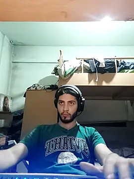 Snapshot of kleineid77 chatting on 9, 11, 2025 kleineid77 online show from 9, 11, 2025