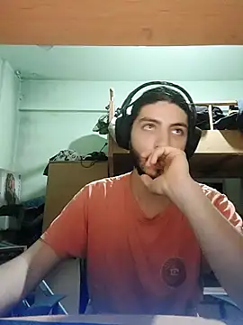 Snapshot of kleineid77 chatting on 23, 11, 2025 kleineid77 online show from 23, 11, 2025