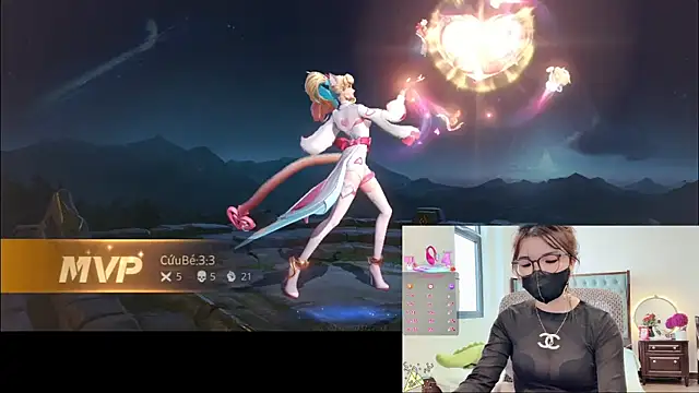 Berrysweet 68 online show from 4, 11, 2025