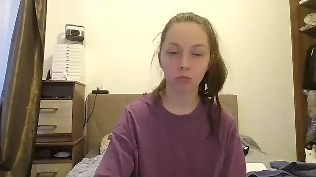 Snapshot of Adela_Vetta chatting on 6, 3, 2026 Adela Vetta online show from 6, 3, 2026