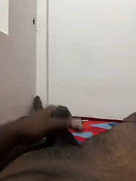 Snapshot of blackyboy11 chatting on 21, 10, 2025 blackyboy11 online show from 21, 10, 2025