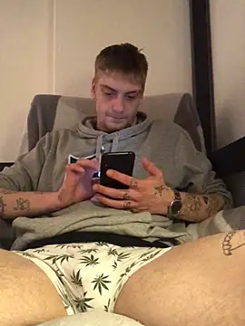 Simboxxx040 online show from 9, 1, 2025