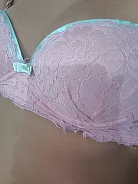 fernandasweet online show from 17, 3, 2025