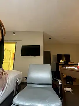 tatted-bitty online show from 6, 1, 2026