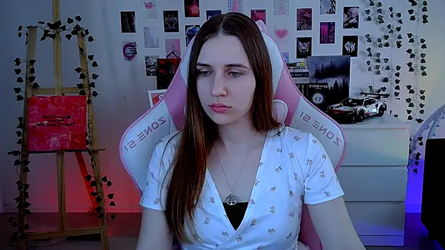 AliceCharmy online show from 16, 10, 2025