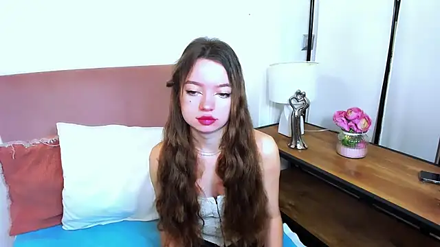 GraceLips online show from 3, 3, 2025