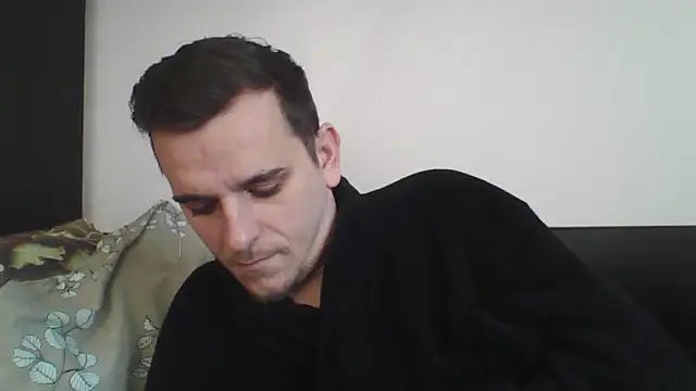 Huge cock22cm online show from 19, 1, 2025