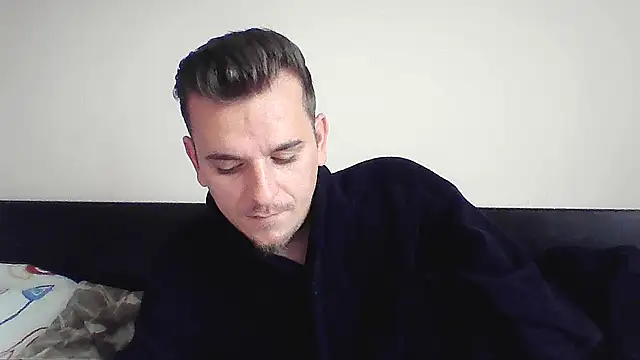 Huge cock22cm online show from 8, 10, 2025