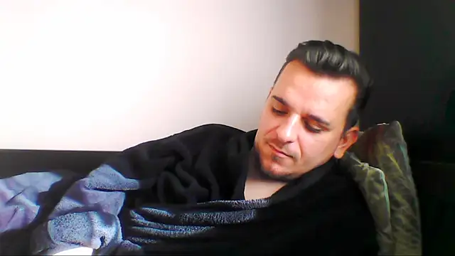 Huge cock22cm online show from 11, 1, 2026