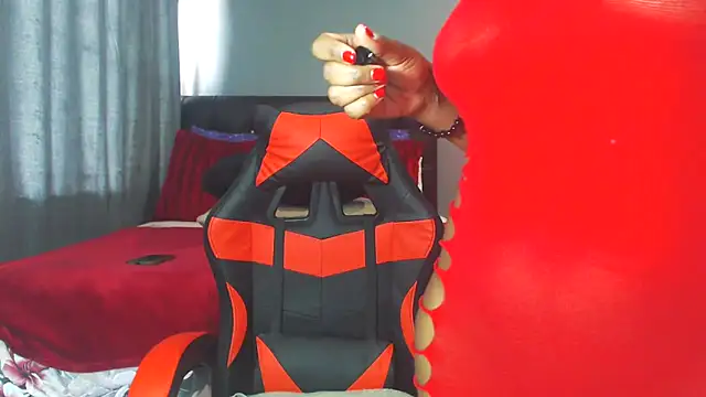 Fiercefoxxy online show from 10, 11, 2025