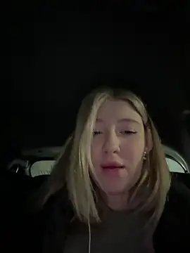 littlebitchess online show from 26, 11, 2025