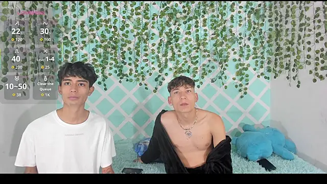 Snapshot of oliverhot2005 chatting on 16, 11, 2025 oliverhot2005 online show from 16, 11, 2025