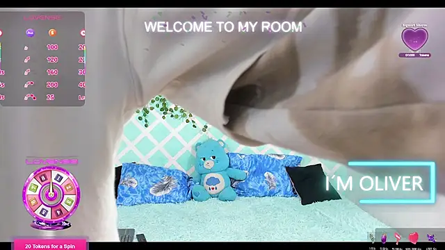 Snapshot of oliverhot2005 chatting on 20, 11, 2025 oliverhot2005 online show from 20, 11, 2025