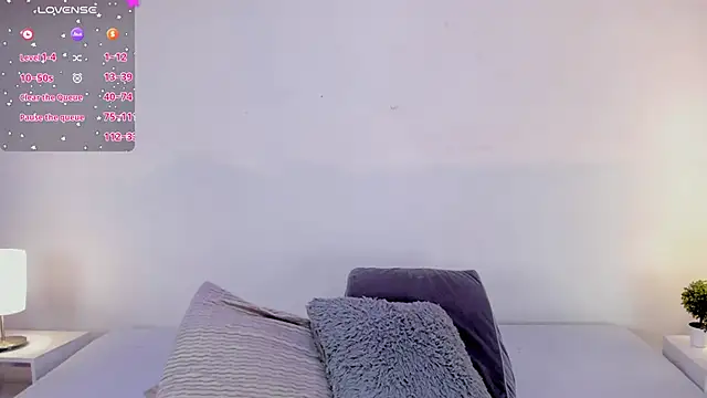 isa molly online show from 20, 2, 2025