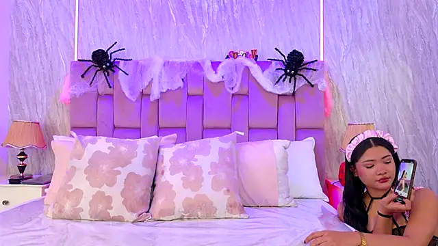 Snapshot of AmberrRosee chatting on 30, 10, 2025 AmberrRosee online show from 30, 10, 2025