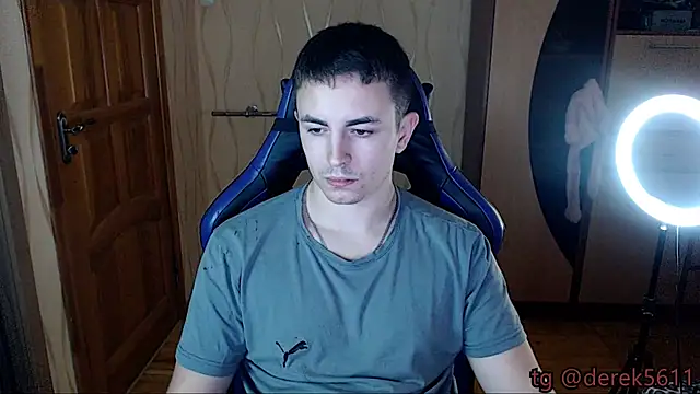 Snapshot of bigmark033 chatting on 12, 11, 2025 bigmark033 online show from 12, 11, 2025