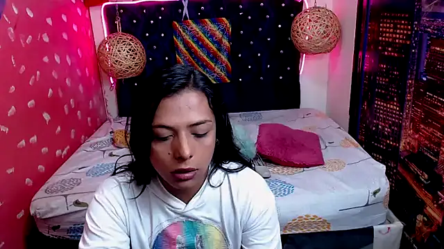 EmilyTsSweet online show from 24, 1, 2025