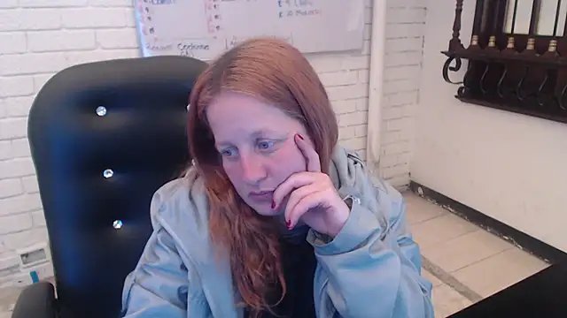 ViioletaMora online show from 8, 2, 2025