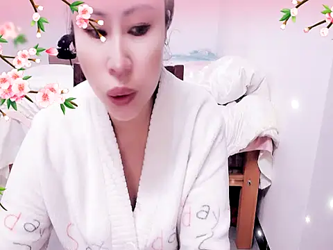 xiaoxuer online show from 27, 2, 2025