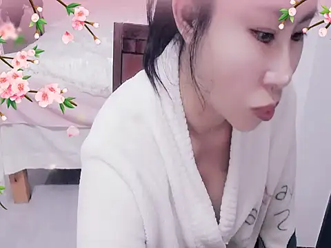 xiaoxuer online show from 13, 3, 2025