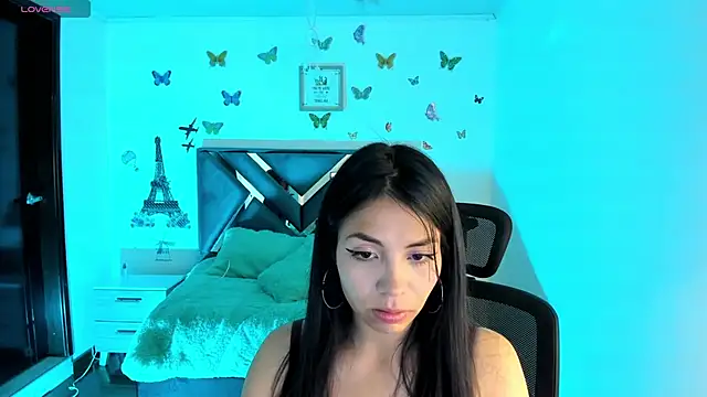 Aylinn diaz online show from 4, 12, 2024