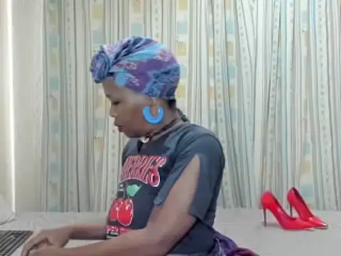 AfricanSquirtingQueen online show from 1, 11, 2025