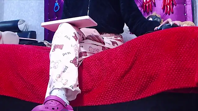 AyshaScott online show from 22, 12, 2025