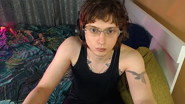 axxxturel online show from 5, 10, 2025