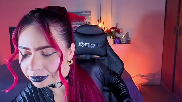 Snapshot of Dulce_charlottee chatting on 15, 3, 2026 Dulce charlottee online show from 15, 3, 2026