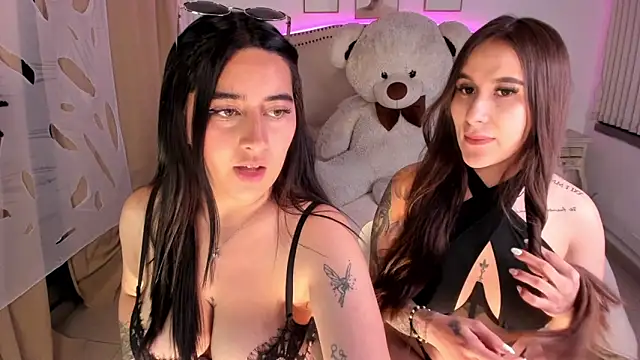 cami cruzz online show from 22, 10, 2025