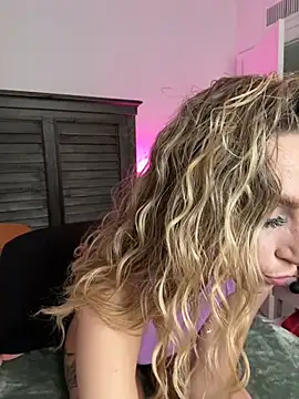 BrattyBae xo online show from 10, 1, 2025