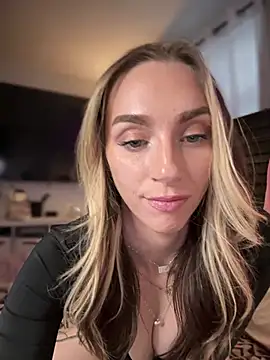 BrattyBae xo online show from 15, 1, 2026