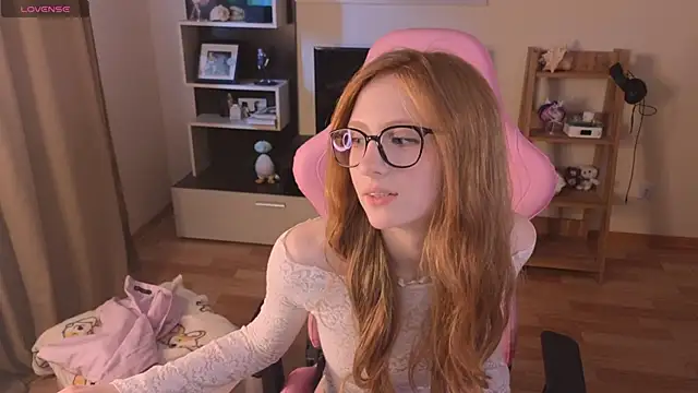 rara ruru online show from 16, 3, 2025